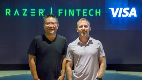 C:\Users\GCPI-ROBBY\Desktop\PRS\Lee Li Meng, CEO of Razer Fintech (left), and Neil Mumm, Head of Merchant Sales and Acquiring, Asia Pacific, Visa (right).jpg